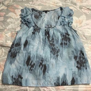 Banana republic blouse with ruffles